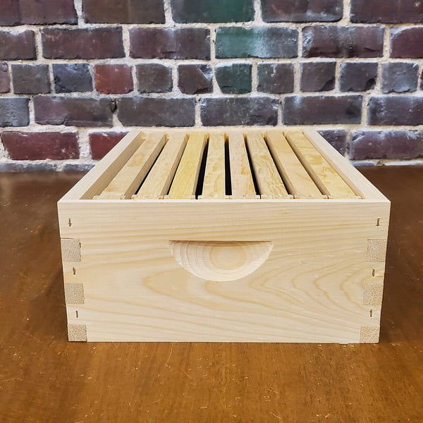 8-Frame Complete, Medium 6 5/8-inch Box with Frames and Foundation