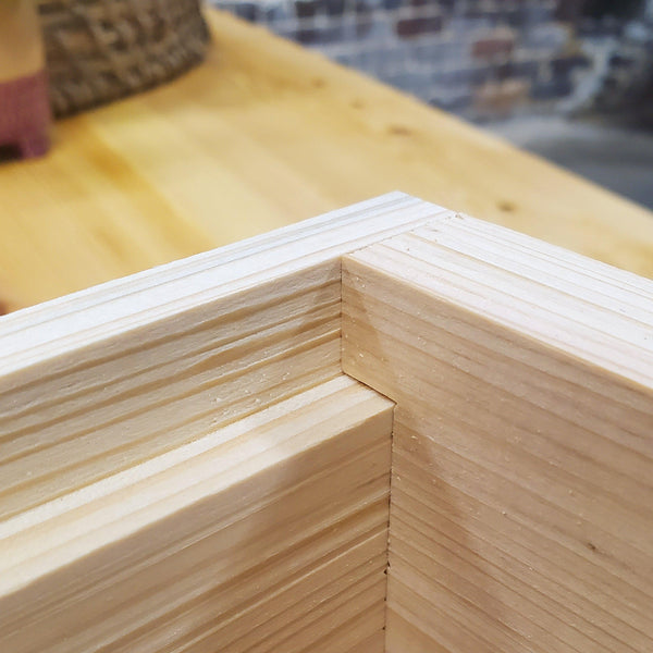 8-Frame Complete, Medium 6 5/8-inch Box with Frames and Foundation