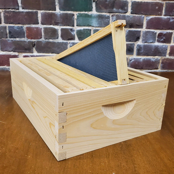 8-Frame Deep and Medium Box Hive Kit