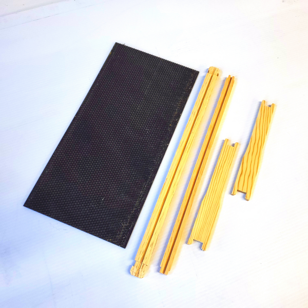 8-Frame Double Deep Box Hive Kit