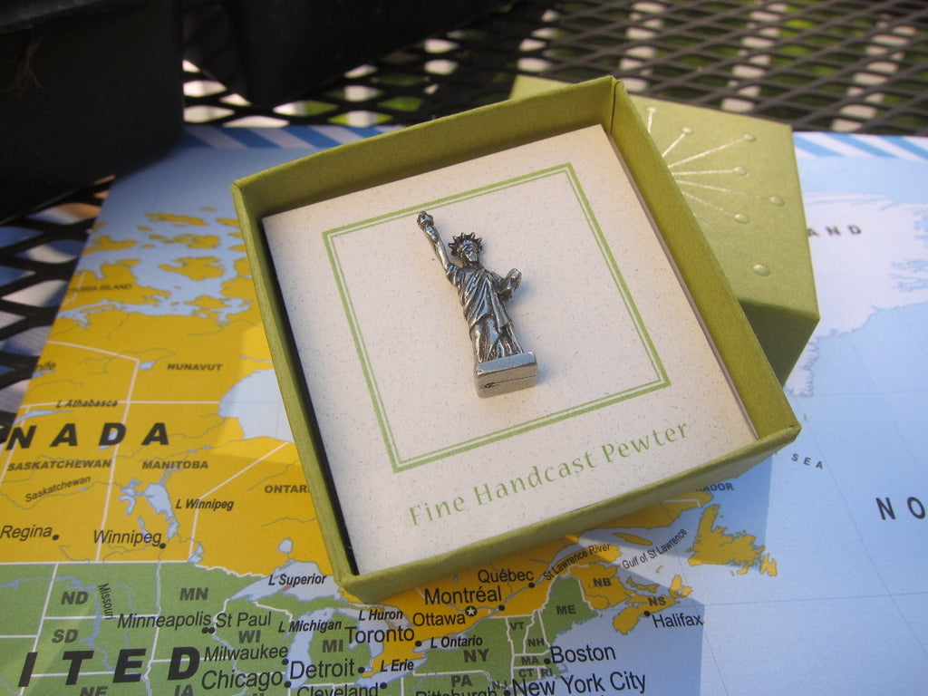 Statue of Liberty Lapel Pin