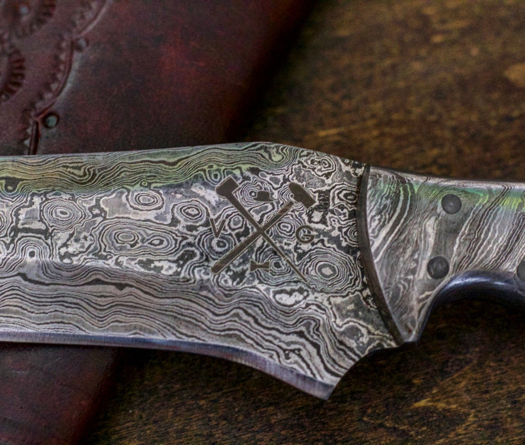 Damascus Steel Hunting Knife- Buffalo Horn Handle- Model VG11 - Proud Libertarian - Vintage Gentlemen